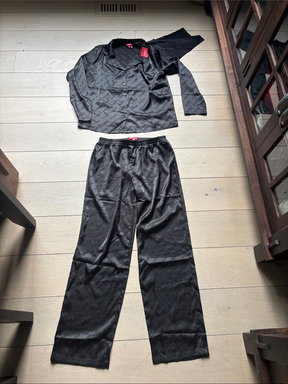 Guess satin pajama set with pouch